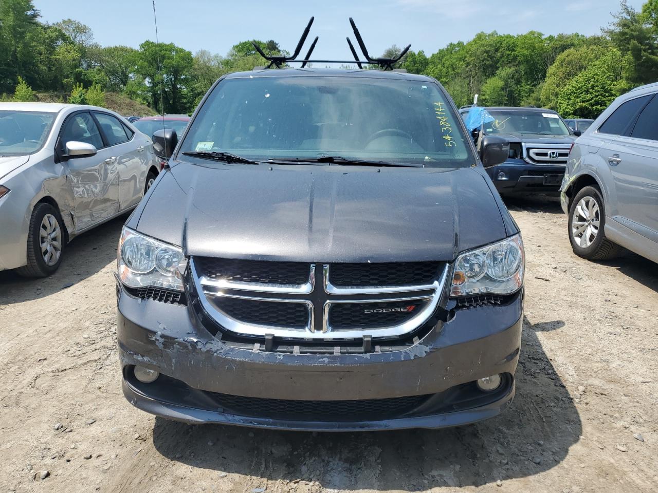 Photo 4 VIN: 2C4RDGCG7KR612119 - DODGE CARAVAN 