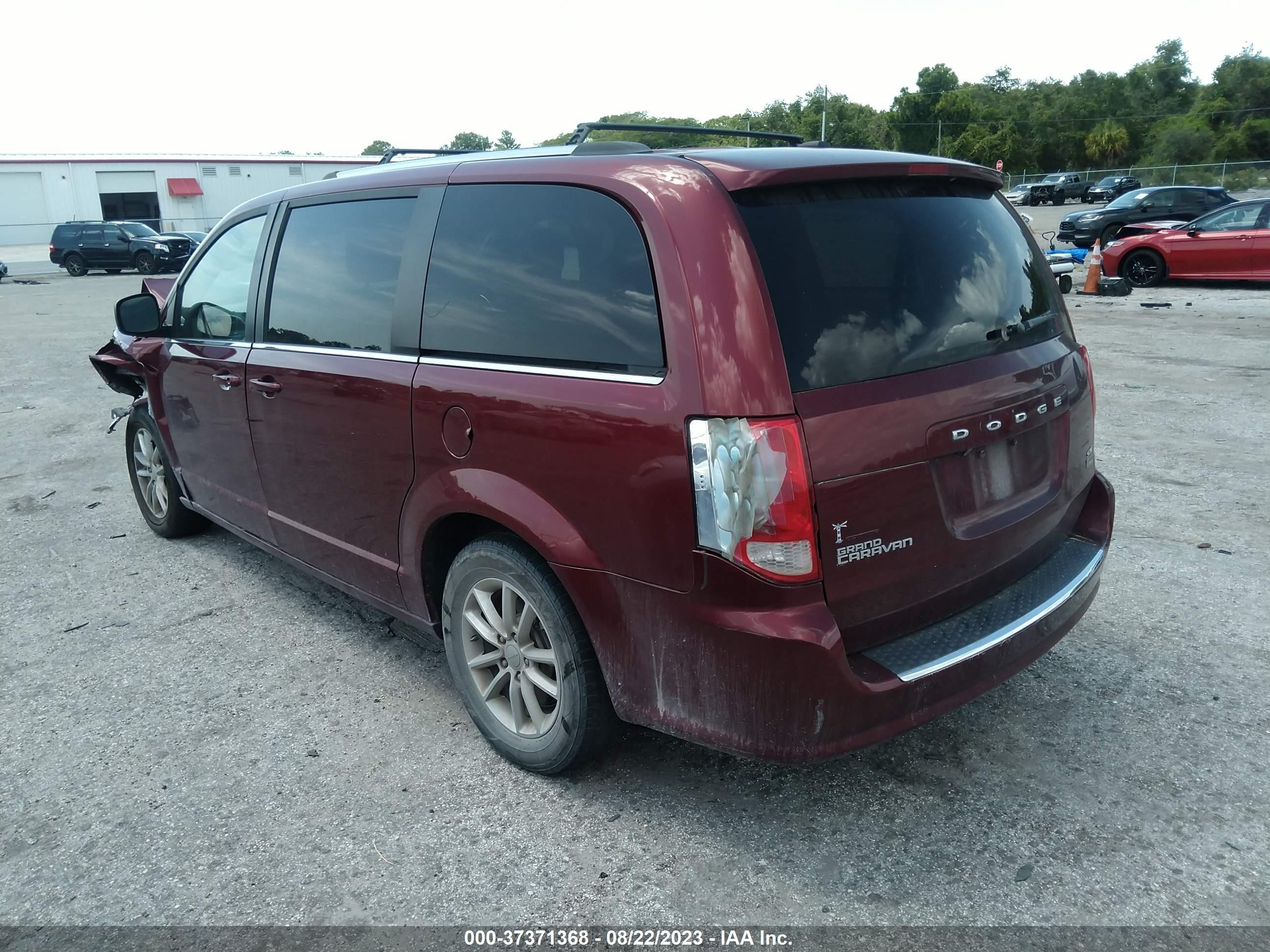 Photo 2 VIN: 2C4RDGCG7KR725178 - DODGE CARAVAN 