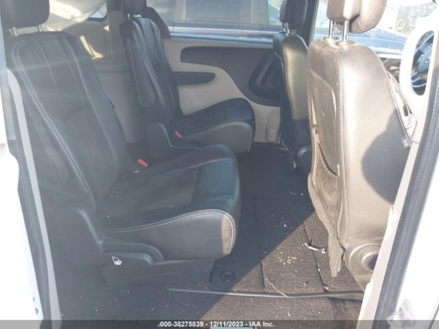 Photo 7 VIN: 2C4RDGCG7KR747908 - DODGE GRAND CARAVAN 