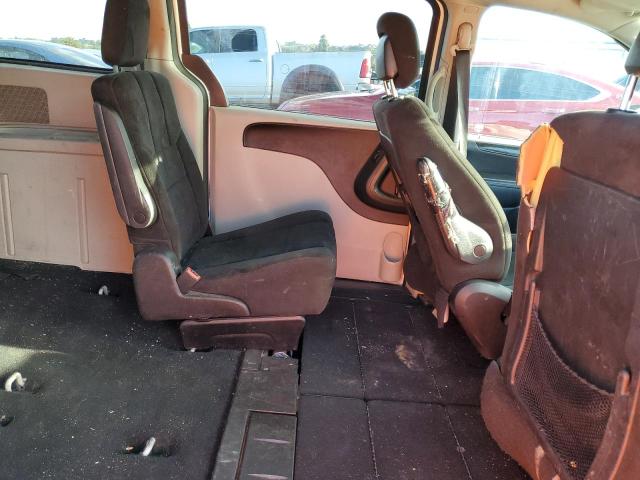 Photo 10 VIN: 2C4RDGCG8CR147383 - DODGE CARAVAN 