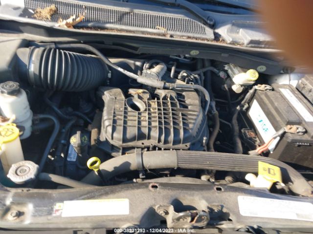 Photo 9 VIN: 2C4RDGCG8CR359166 - DODGE GRAND CARAVAN 