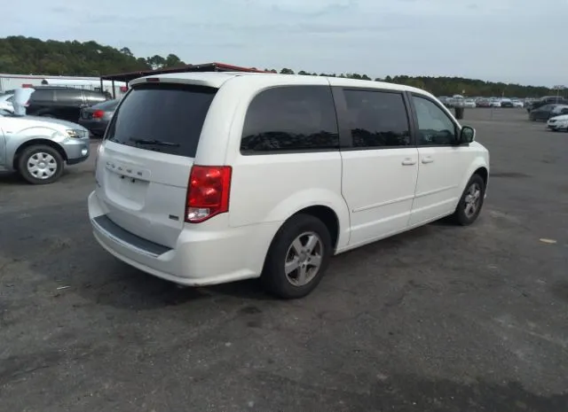 Photo 3 VIN: 2C4RDGCG8DR520679 - DODGE GRAND CARAVAN 