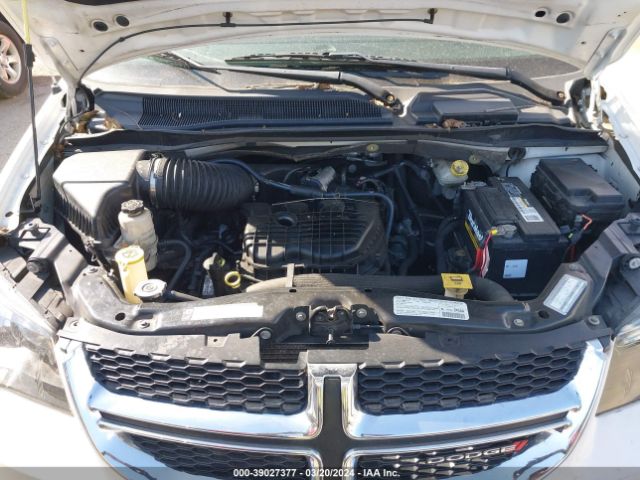 Photo 9 VIN: 2C4RDGCG8DR536929 - DODGE GRAND CARAVAN 