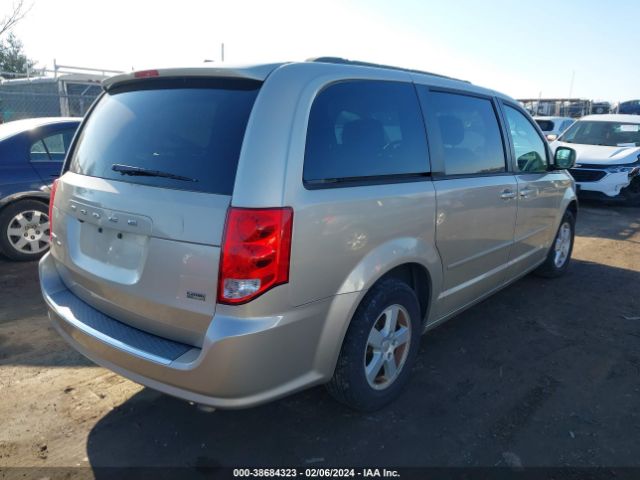 Photo 3 VIN: 2C4RDGCG8DR576251 - DODGE GRAND CARAVAN 