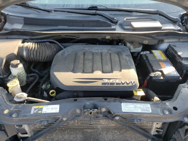 Photo 6 VIN: 2C4RDGCG8DR616585 - DODGE GRAND CARA 