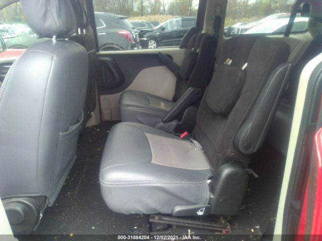 Photo 7 VIN: 2C4RDGCG8DR667603 - DODGE GRAND CARAVAN 