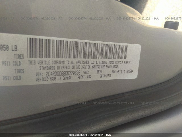 Photo 8 VIN: 2C4RDGCG8DR770620 - DODGE GRAND CARAVAN 