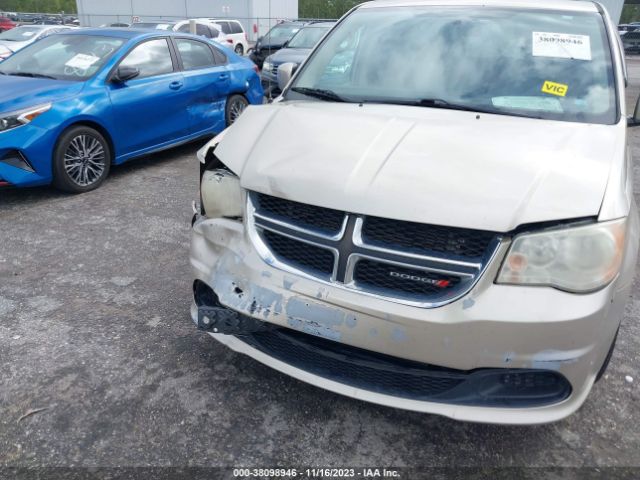 Photo 5 VIN: 2C4RDGCG8ER427601 - DODGE GRAND CARAVAN 