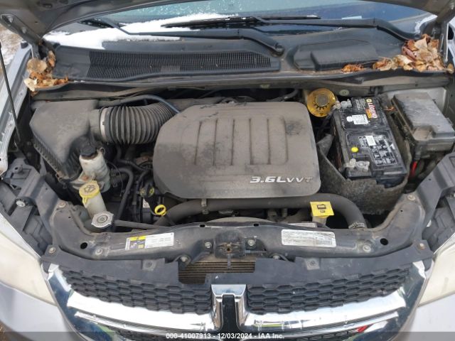 Photo 9 VIN: 2C4RDGCG8FR512889 - DODGE GRAND CARAVAN 