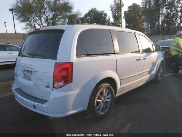 Photo 3 VIN: 2C4RDGCG8FR733666 - DODGE GRAND CARAVAN 