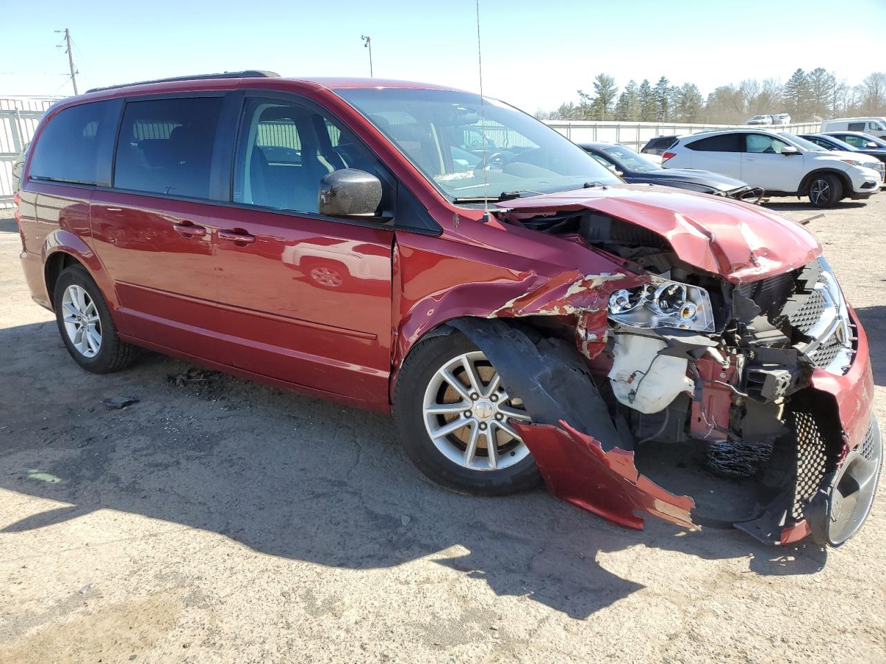 Photo 3 VIN: 2C4RDGCG8FR745154 - DODGE CARAVAN 