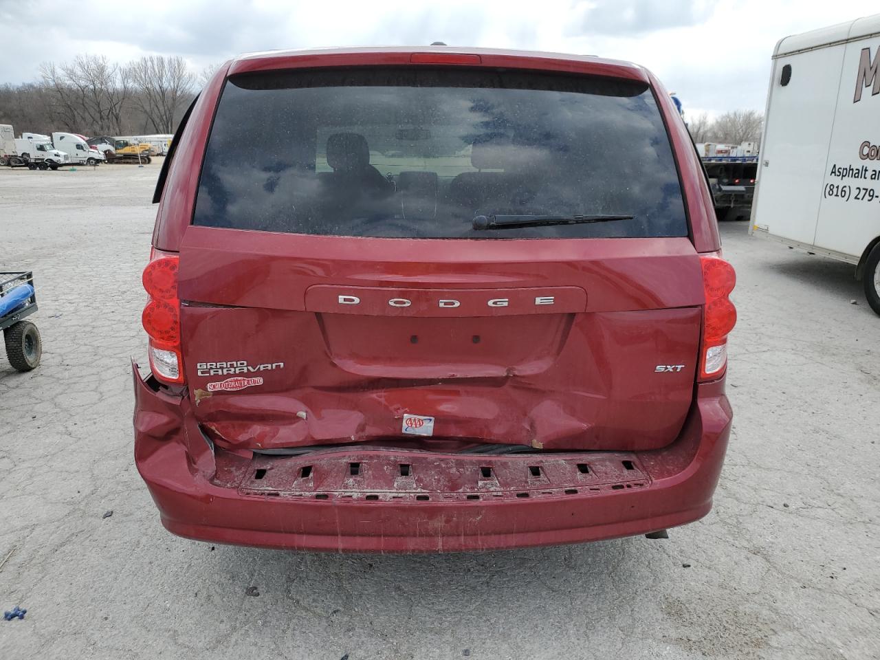 Photo 5 VIN: 2C4RDGCG8GR115538 - DODGE CARAVAN 