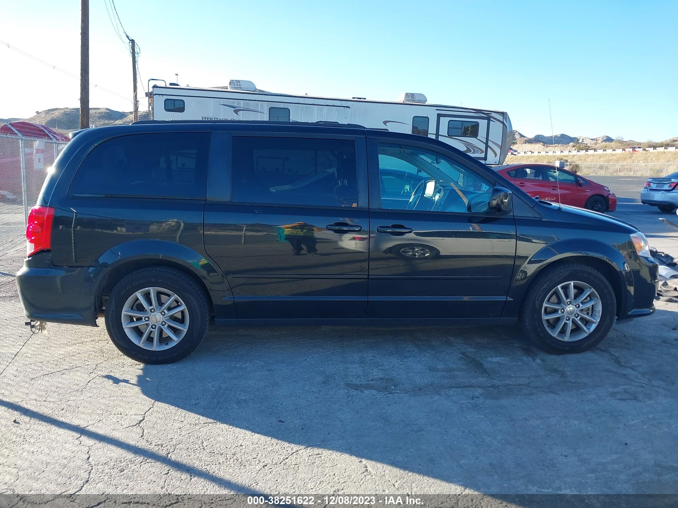 Photo 12 VIN: 2C4RDGCG8GR369119 - DODGE CARAVAN 