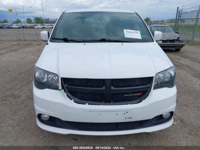 Photo 5 VIN: 2C4RDGCG8JR256407 - DODGE GRAND CARAVAN 