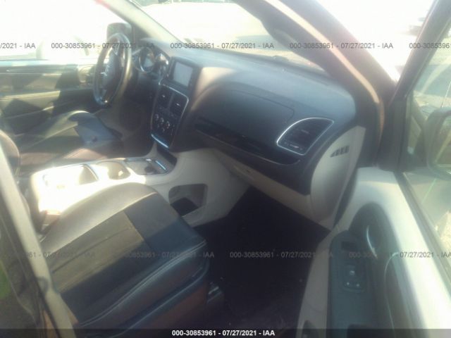 Photo 4 VIN: 2C4RDGCG8KR775586 - DODGE GRAND CARAVAN 