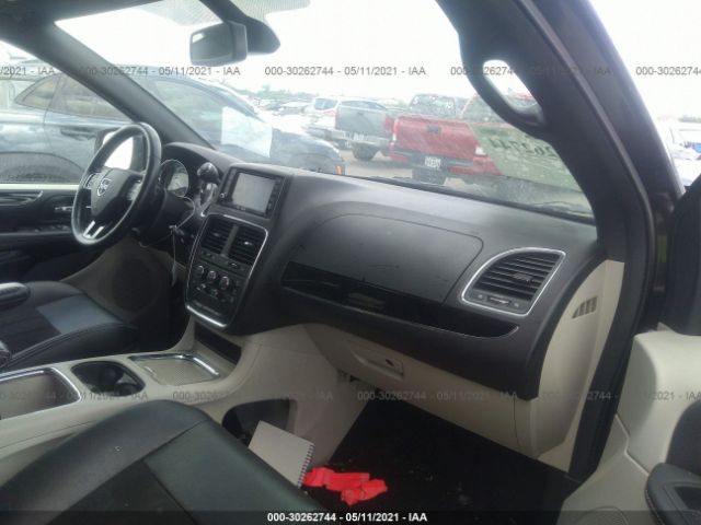 Photo 4 VIN: 2C4RDGCG8KR797149 - DODGE GRAND CARAVAN 