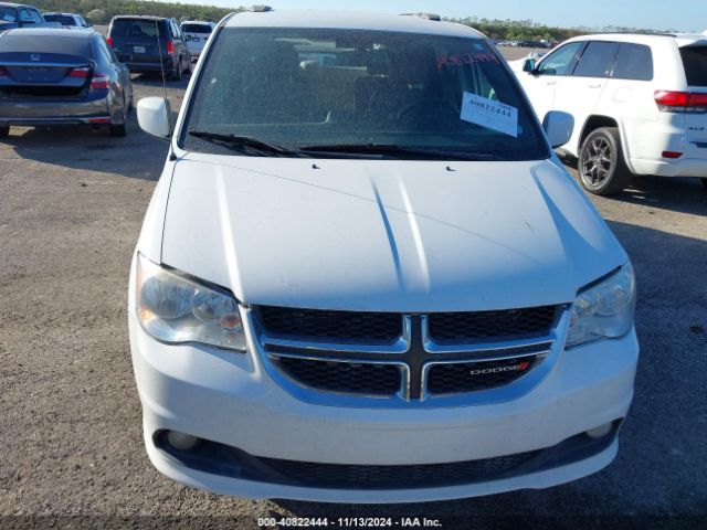 Photo 5 VIN: 2C4RDGCG9JR248932 - DODGE GRAND CARAVAN 