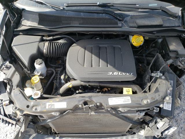 Photo 6 VIN: 2C4RDGCG9JR265813 - DODGE GRAND CARA 