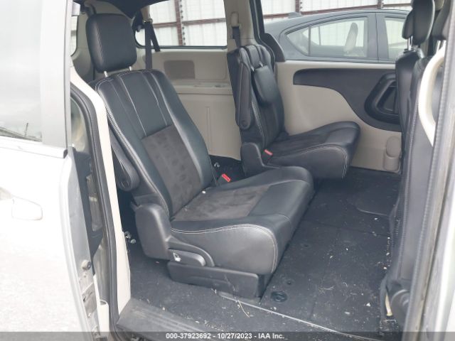 Photo 7 VIN: 2C4RDGCG9KR674511 - DODGE GRAND CARAVAN 