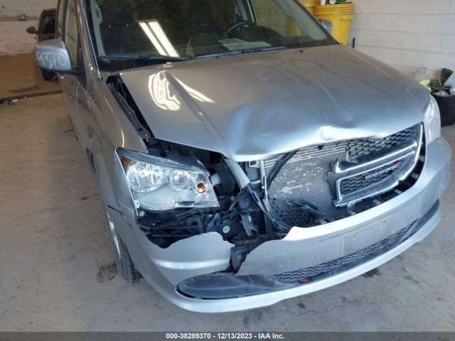 Photo 5 VIN: 2C4RDGCGOGR311117 - DODGE GRAND CARAVAN 