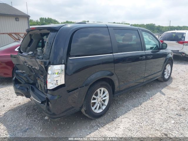 Photo 3 VIN: 2C4RDGCGOJR327602 - DODGE GRAND CARAVAN 