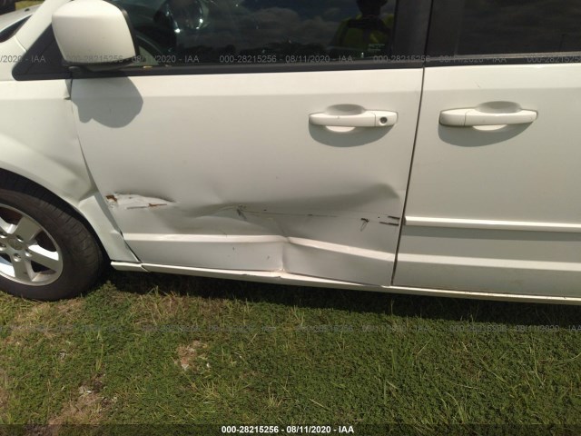 Photo 5 VIN: 2C4RDGCGXCR130911 - DODGE GRAND CARAVAN 