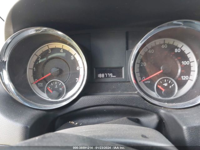 Photo 6 VIN: 2C4RDGCGXCR248120 - DODGE GRAND CARAVAN 