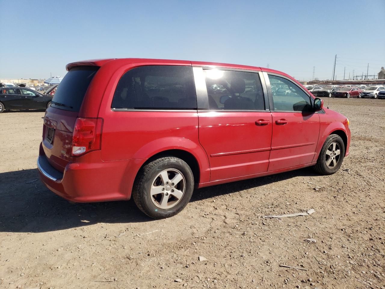 Photo 2 VIN: 2C4RDGCGXDR580706 - DODGE CARAVAN 