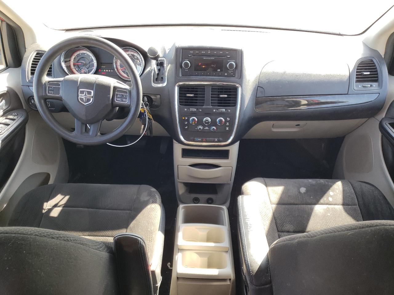 Photo 7 VIN: 2C4RDGCGXDR580706 - DODGE CARAVAN 