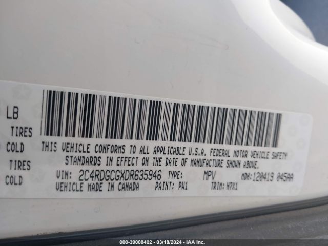 Photo 8 VIN: 2C4RDGCGXDR635946 - DODGE GRAND CARAVAN 