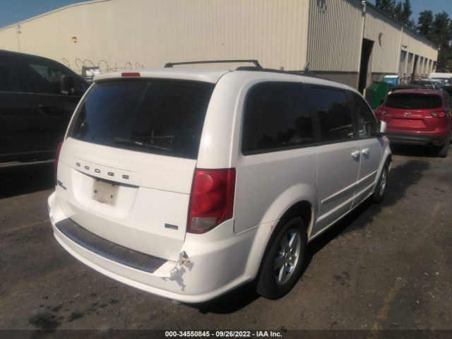 Photo 3 VIN: 2C4RDGCGXDR651354 - DODGE GRAND CARAVAN 