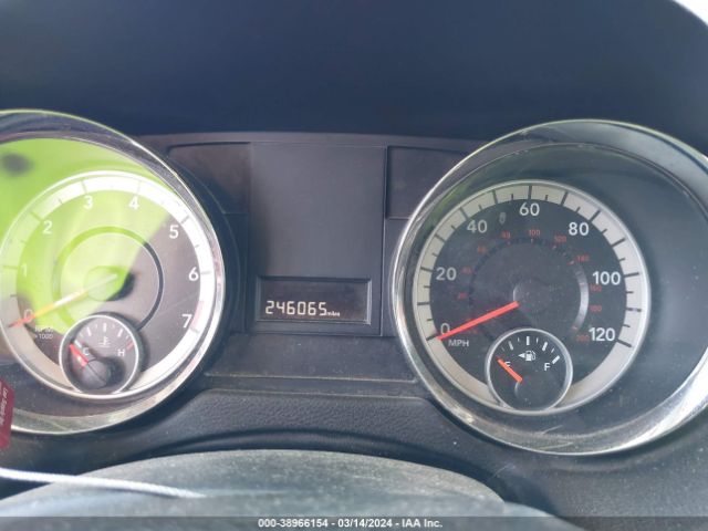 Photo 6 VIN: 2C4RDGCGXER146867 - DODGE GRAND CARAVAN 