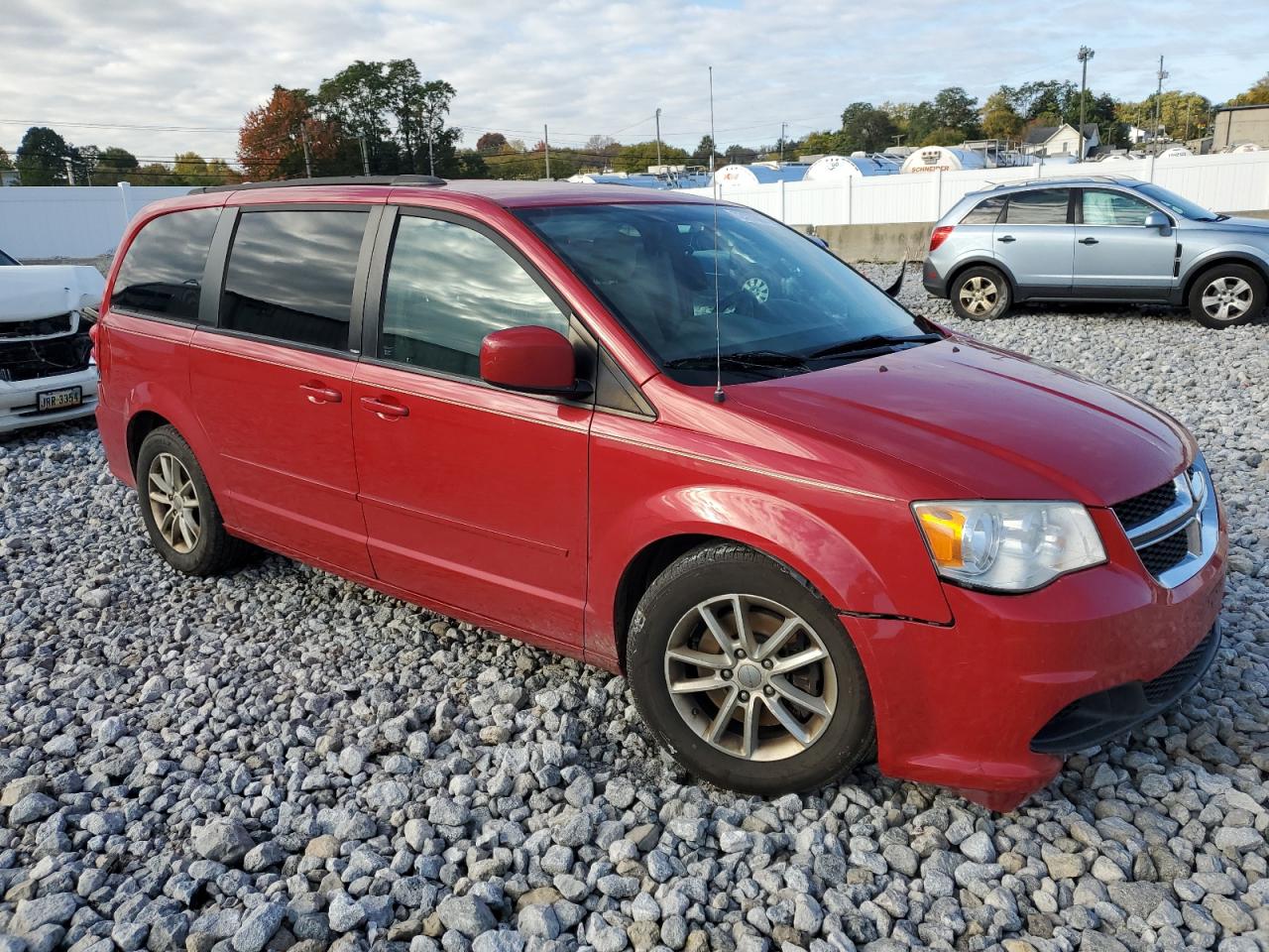 Photo 3 VIN: 2C4RDGCGXER347510 - DODGE CARAVAN 