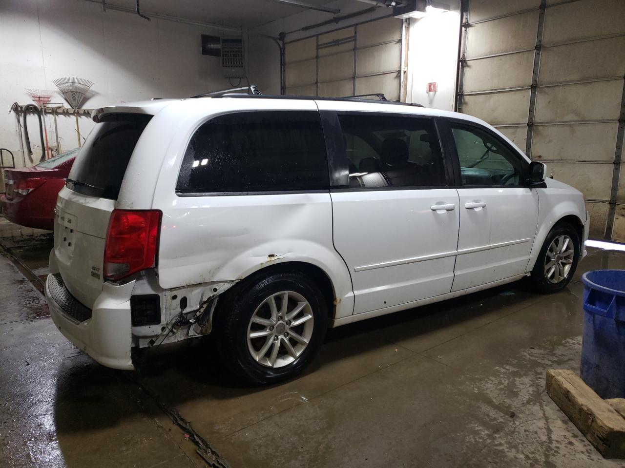 Photo 2 VIN: 2C4RDGCGXFR640177 - DODGE CARAVAN 