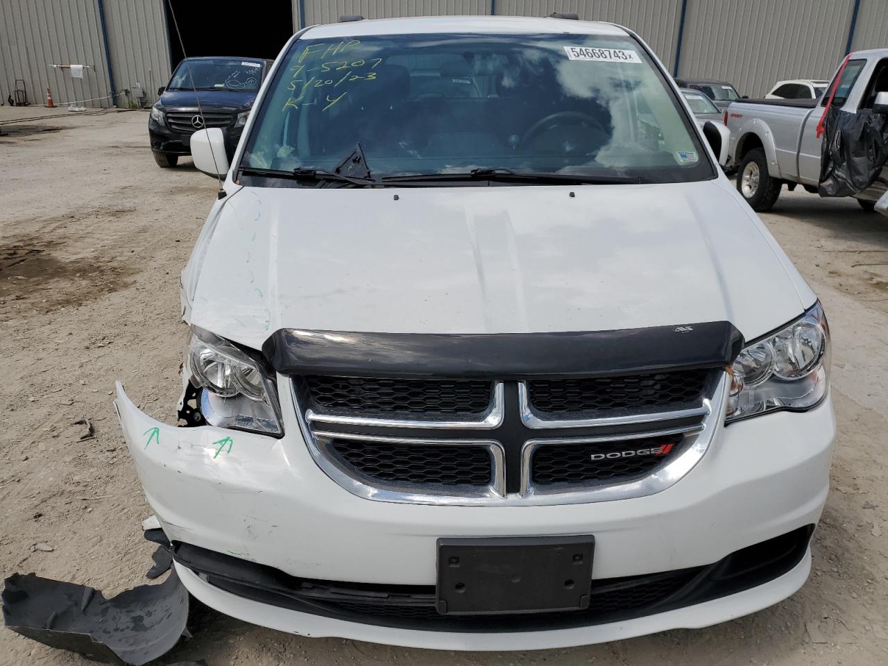 Photo 4 VIN: 2C4RDGCGXGR216841 - DODGE CARAVAN 