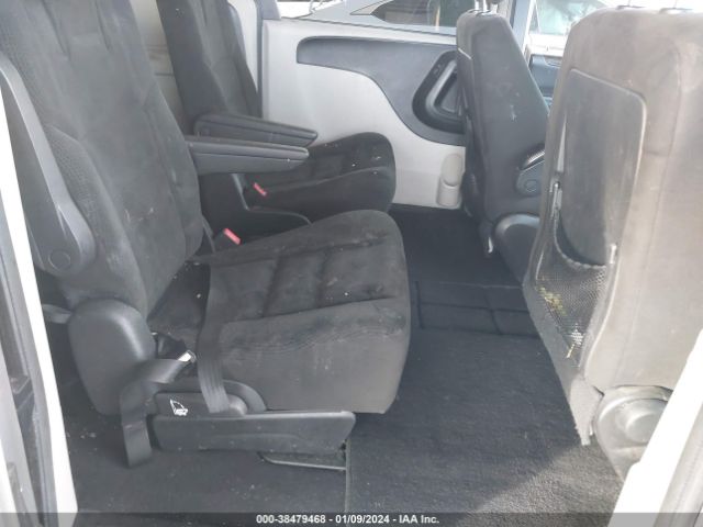 Photo 7 VIN: 2C4RDGCGXGR257776 - DODGE GRAND CARAVAN 