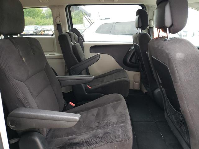 Photo 10 VIN: 2C4RDGCGXGR334761 - DODGE CARAVAN 