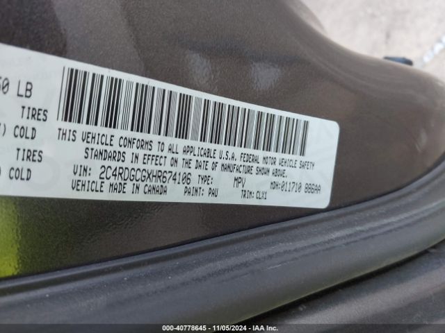 Photo 8 VIN: 2C4RDGCGXHR674106 - DODGE GRAND CARAVAN 