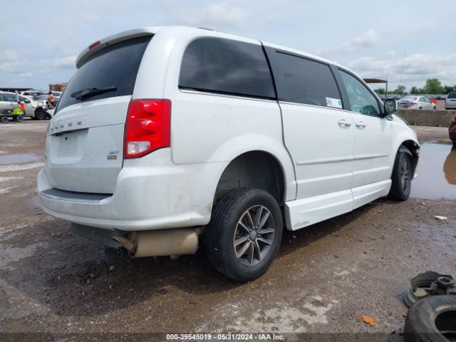 Photo 3 VIN: 2C4RDGCGXHR677572 - DODGE GRAND CARAVAN 