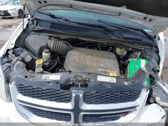 Photo 9 VIN: 2C4RDGCGXHR677572 - DODGE GRAND CARAVAN 