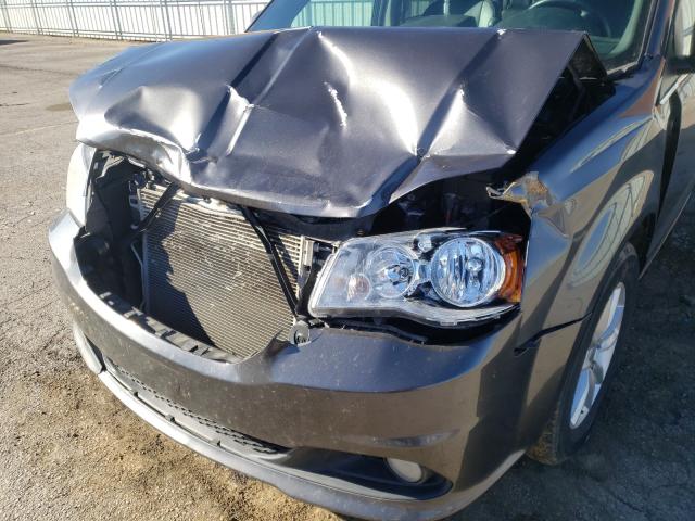 Photo 8 VIN: 2C4RDGCGXJR216474 - DODGE GRAND CARAVAN 