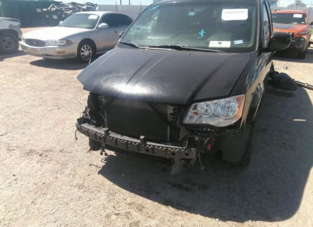 Photo 5 VIN: 2C4RDGCGXJR240550 - DODGE GRAND CARAVAN 