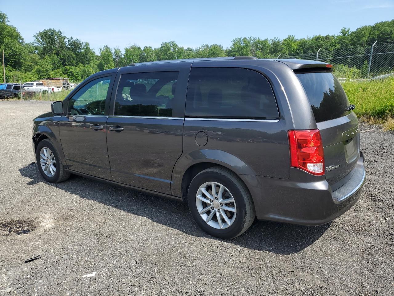 Photo 1 VIN: 2C4RDGCGXKR771054 - DODGE CARAVAN 