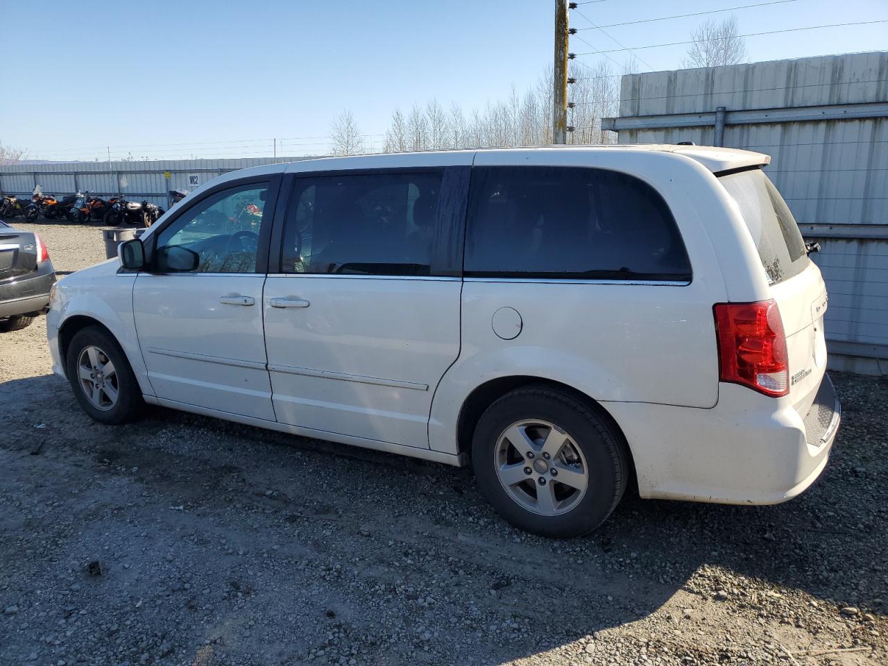 Photo 1 VIN: 2C4RDGDG1CR122596 - DODGE CARAVAN 