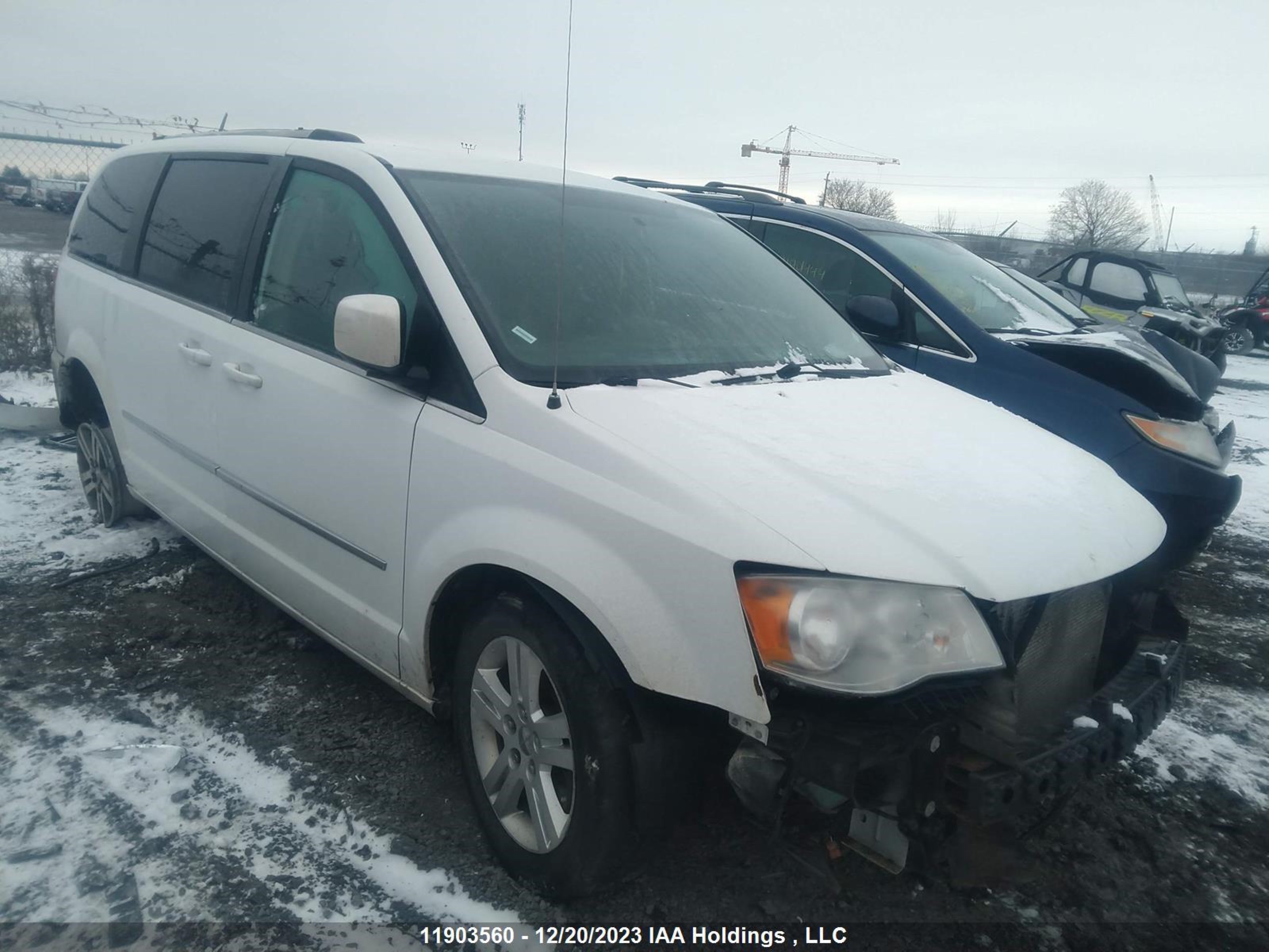 Photo 0 VIN: 2C4RDGDG1HR666670 - DODGE CARAVAN 