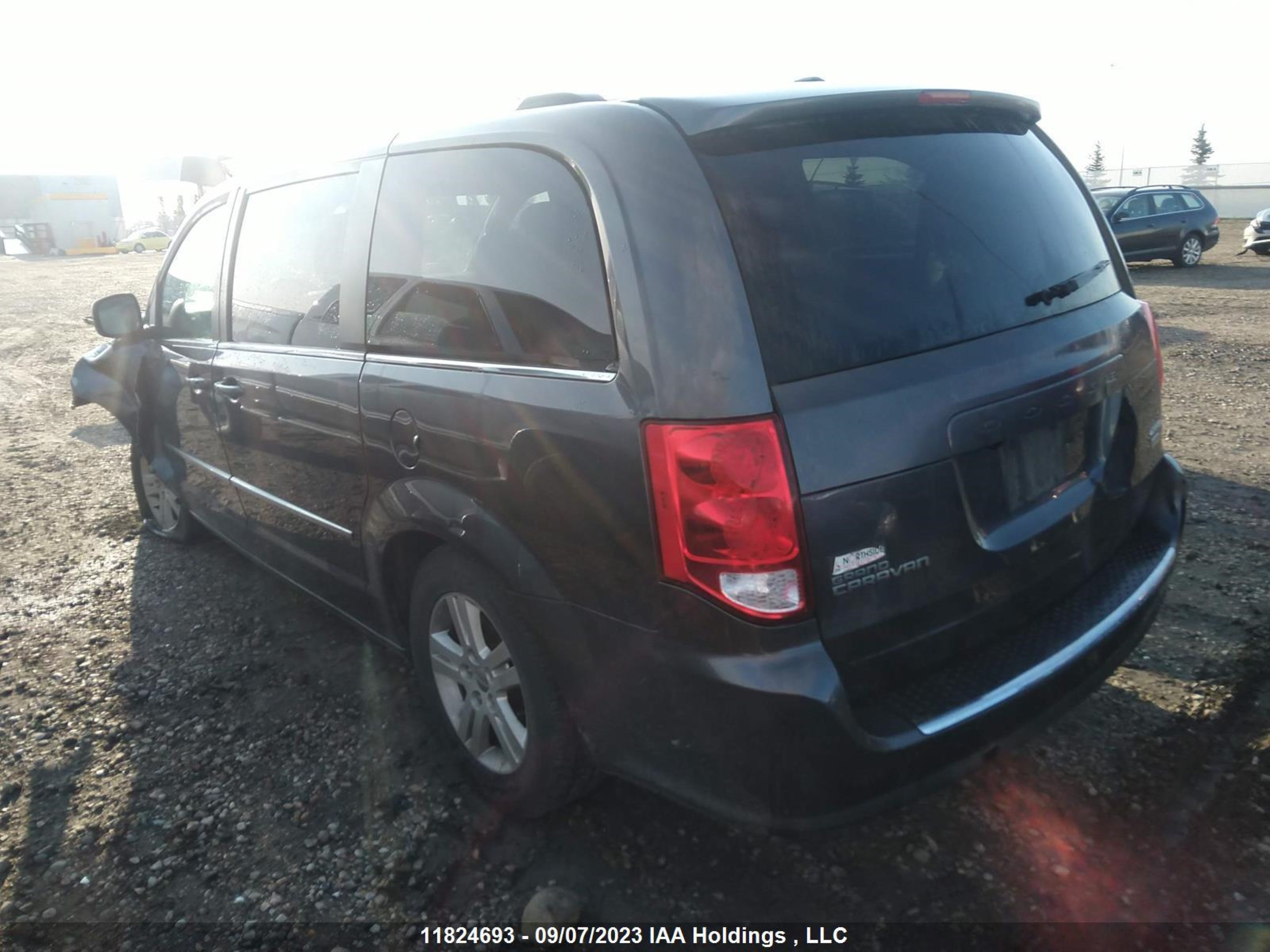 Photo 2 VIN: 2C4RDGDG1HR754943 - DODGE GRAND CARA 