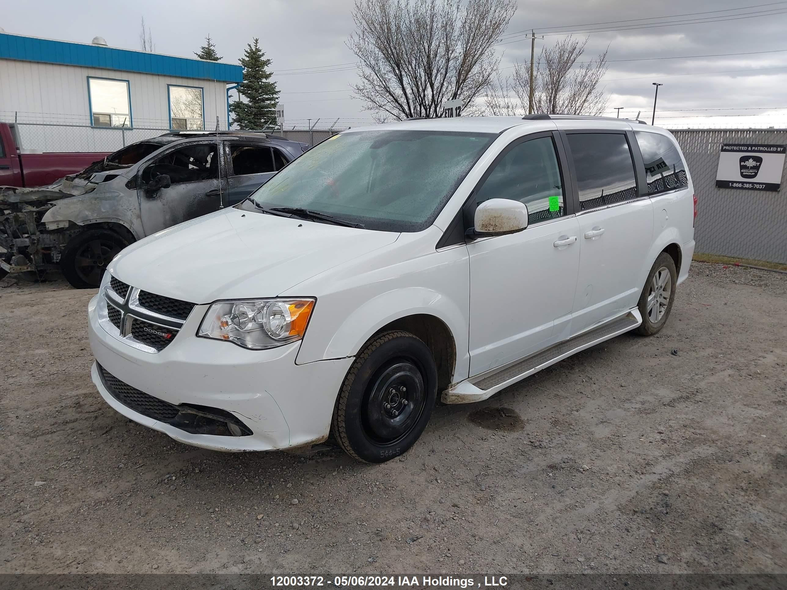 Photo 1 VIN: 2C4RDGDG1KR669057 - DODGE CARAVAN 