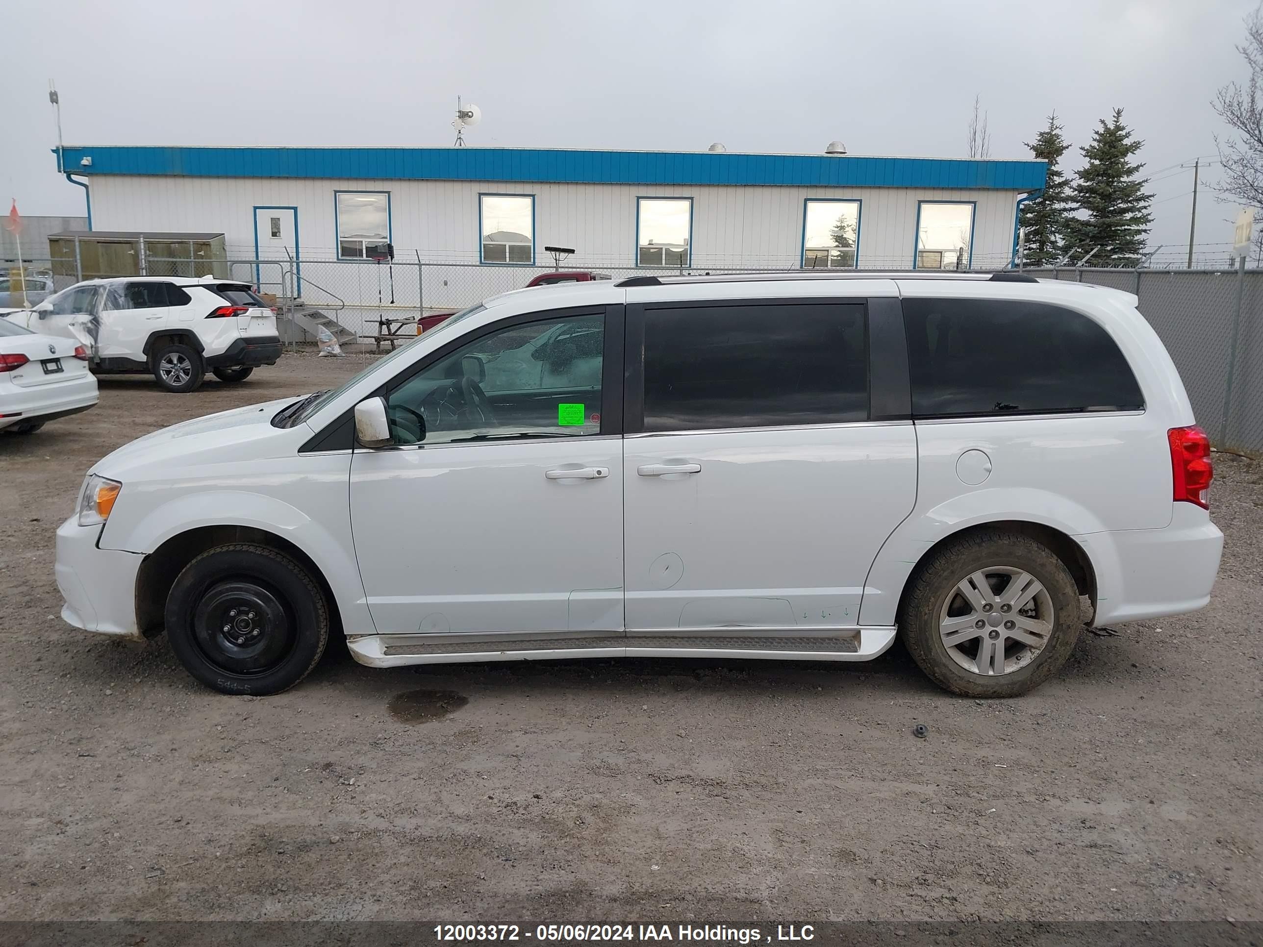 Photo 14 VIN: 2C4RDGDG1KR669057 - DODGE CARAVAN 