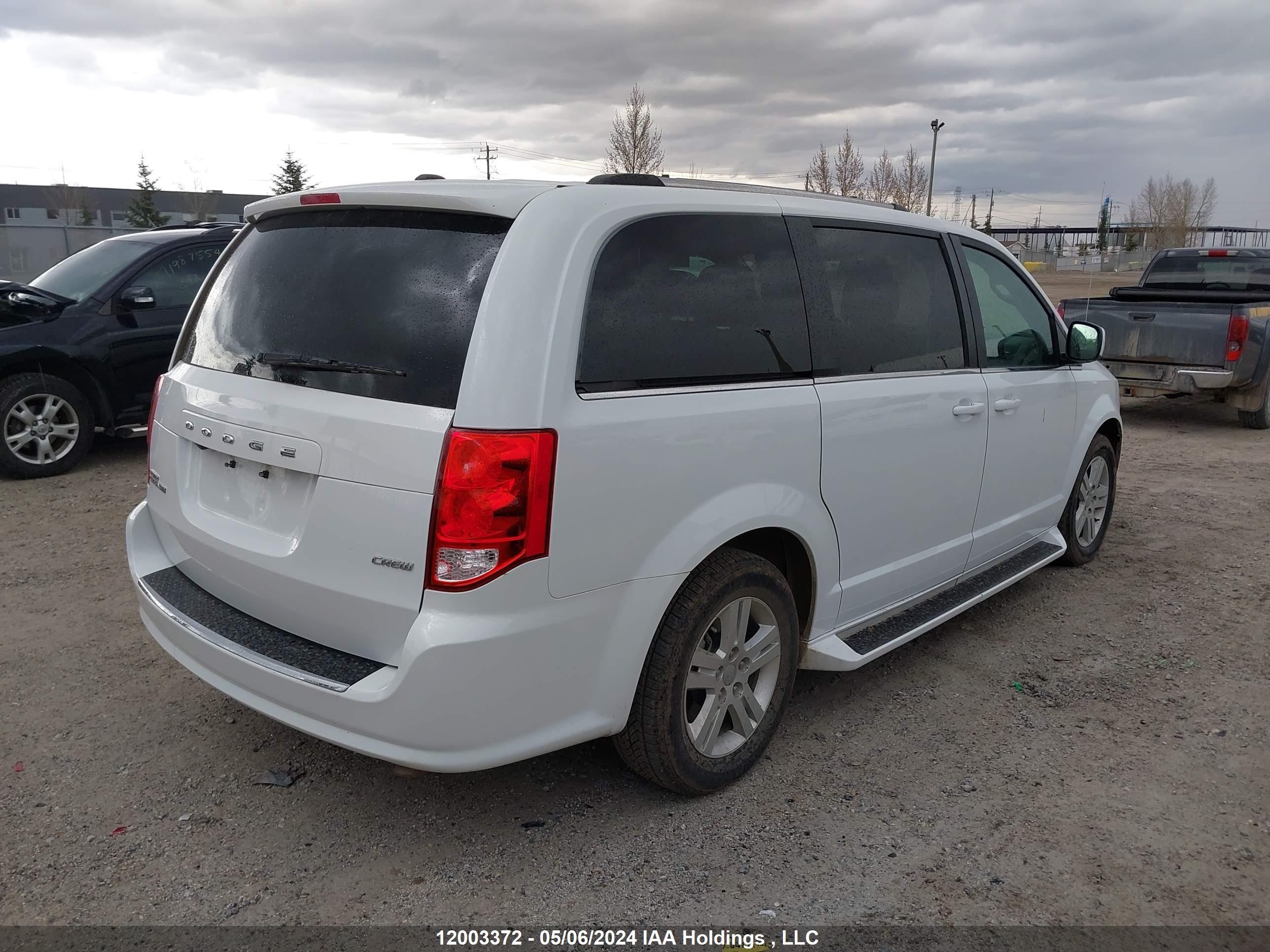 Photo 3 VIN: 2C4RDGDG1KR669057 - DODGE CARAVAN 