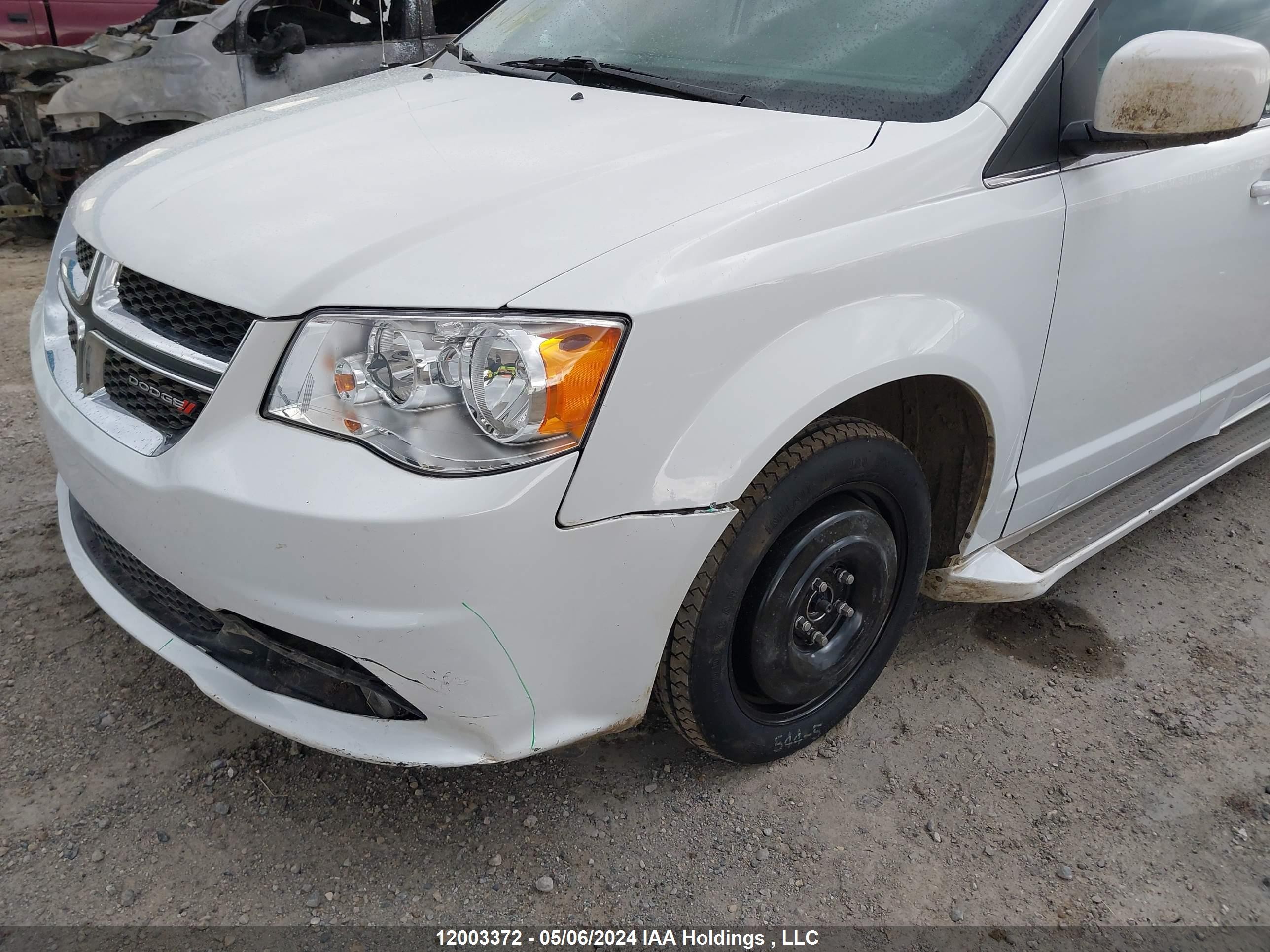 Photo 5 VIN: 2C4RDGDG1KR669057 - DODGE CARAVAN 